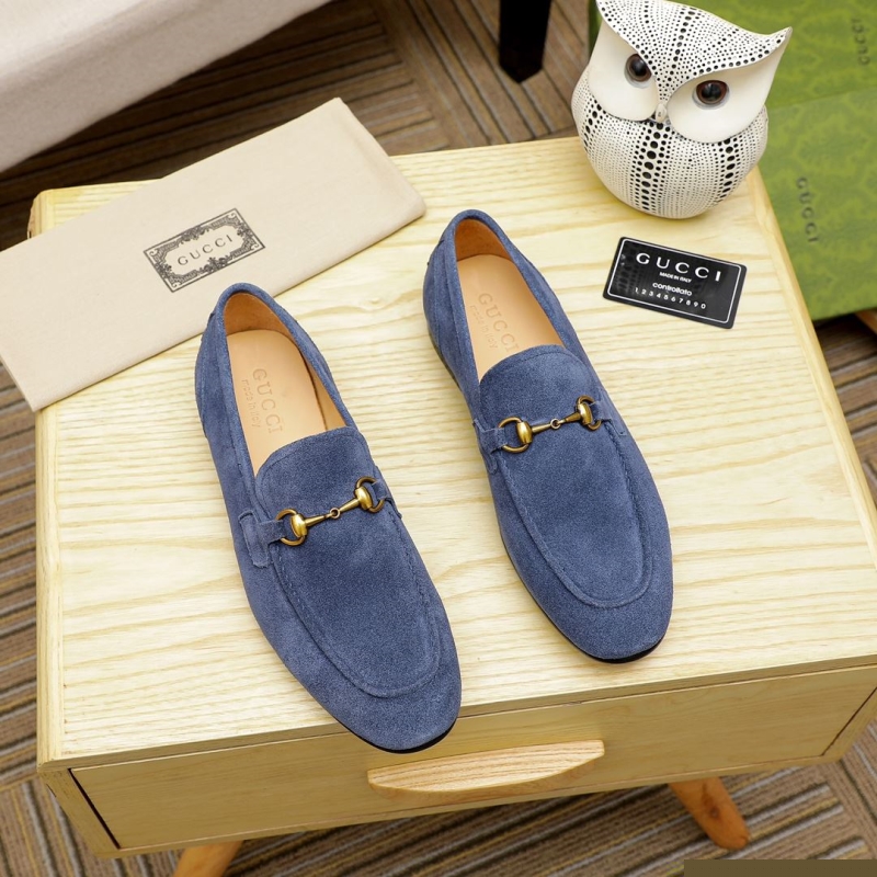 G*u*i leather shoes